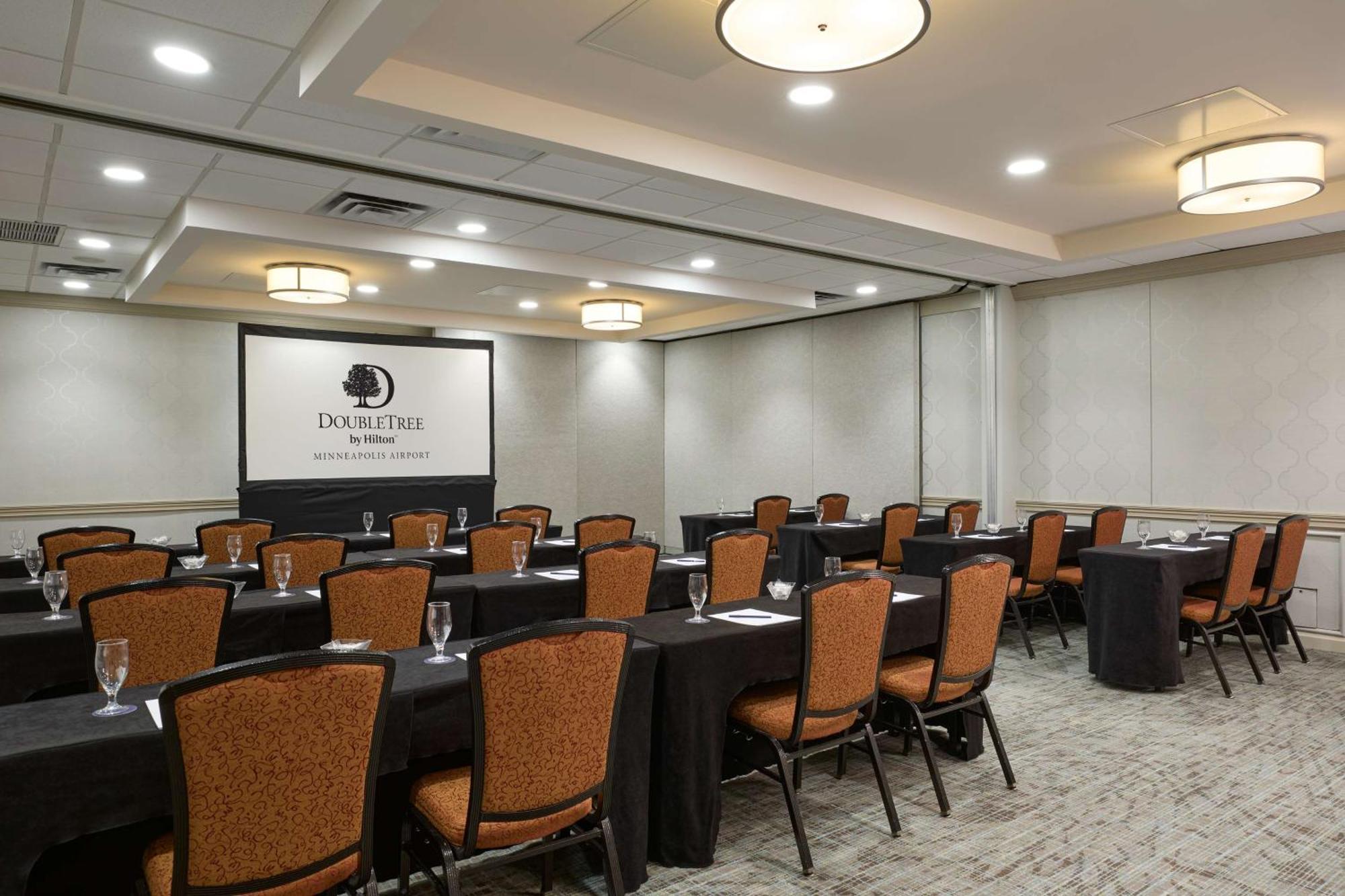 Doubletree By Hilton Minneapolis Airport, Mn Bloomington Bagian luar foto